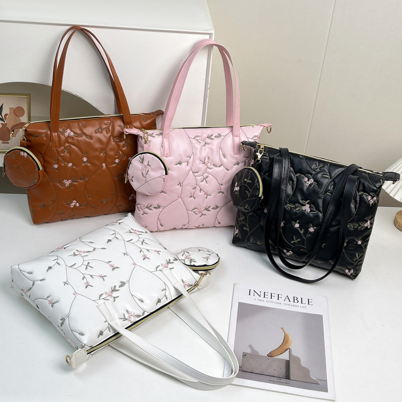 2025 nueva moda extranjera bordada flores bolso de mano simple estilo coreano bolso de hombro simple image 1
