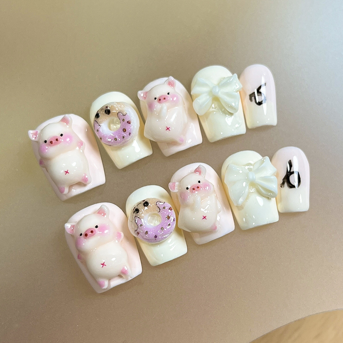 Armadura de vestir hecha a mano niña linda cerdito círculo dulce lazo parche de manicura pegatina de uñas postizas hechas a mano