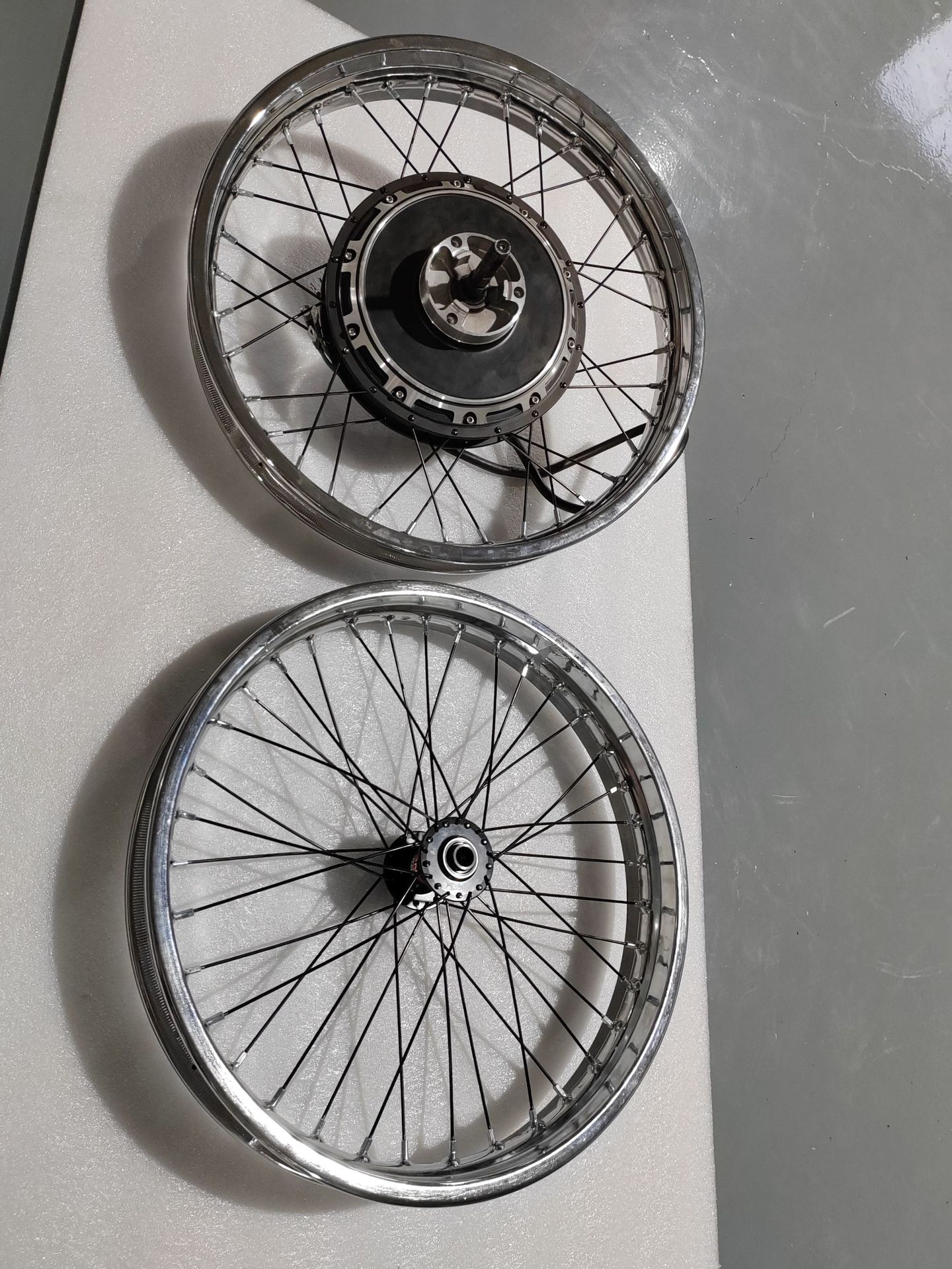 Motorcycle 21-inch front wheel off-road tire light bee dragon 19-inch front wheel set off-road electric vehicle high-power motor