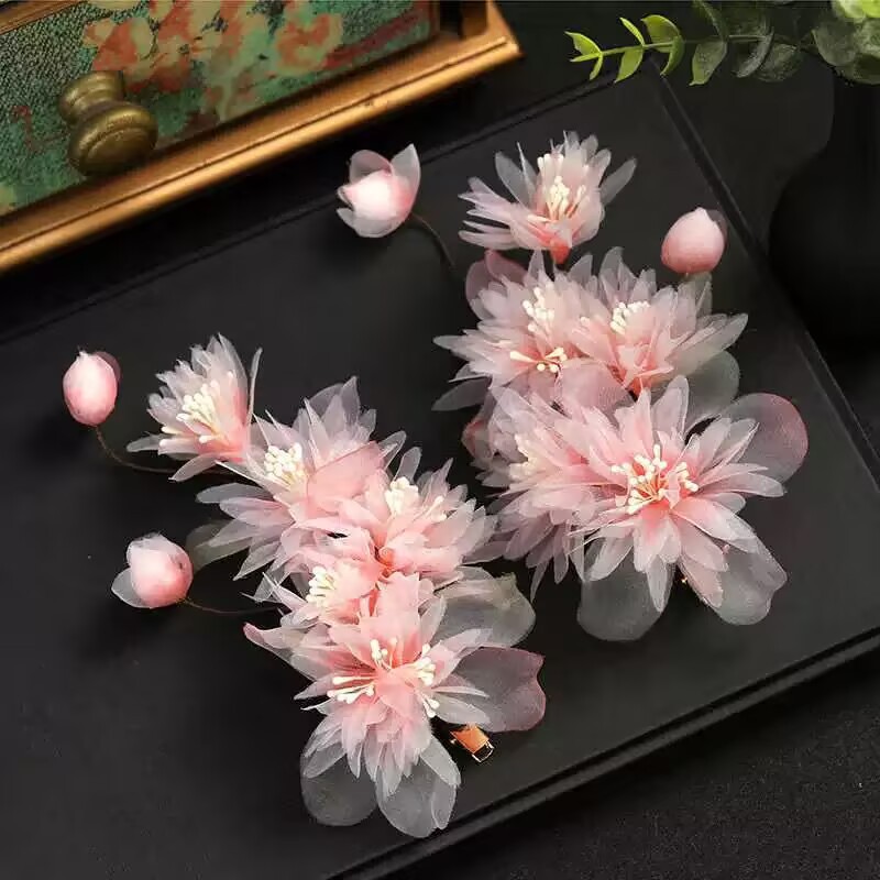 E5E54E456B72ECF911804608E8EE05