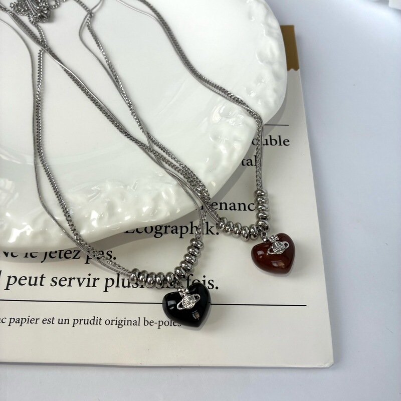 Ins Blogger's Same Style Heart Pendant Necklace, Atmospheric Sweater Chain, High-End, Long, High-End Fashion, Versatile New Style