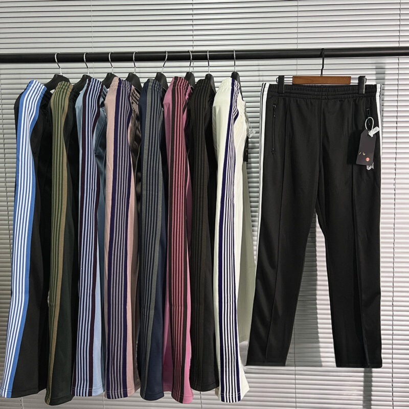 22Fw Butterfly Embroidery Logo Collaboration Sports School Uniform Set Unisex Striped Tape Casual Sportswear Sweatpants 22Fw Butterfly Embroidery Logo Collaboration Sports School Uniform Set Unisex Striped Tape Casual Sportswear Sweatpants