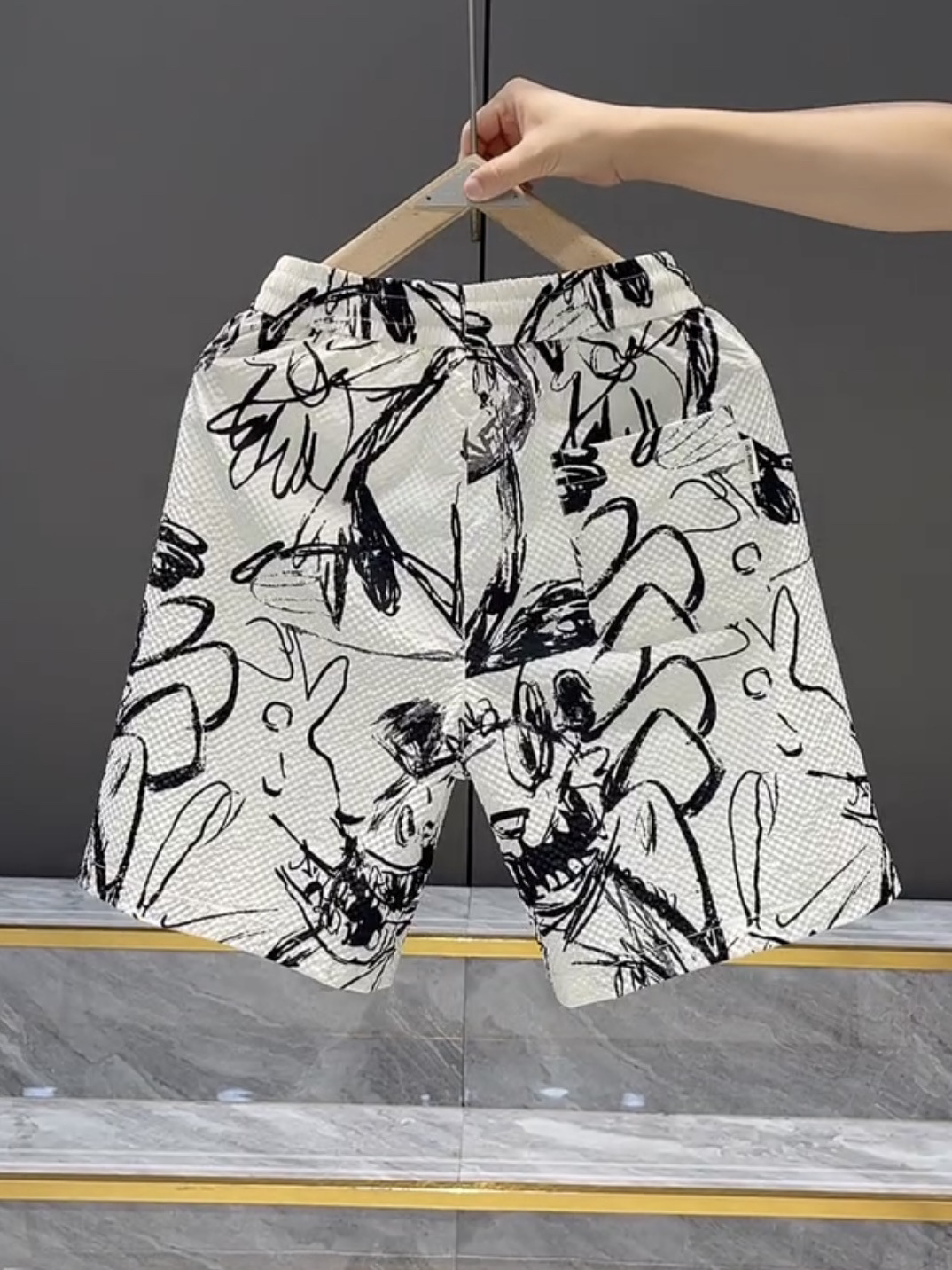 Men's Casual Summer Shorts Fashion Print Relaxed Fit Straight Leg 5 Pocket Design_viptrois.com
