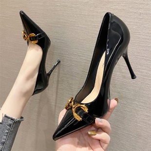 966-6 Horsebit Buckle Women's Pointed Toe Stiletto Large Size High Heels Shallow Patent Leather Professional Women's Shoes Ultra High Heels