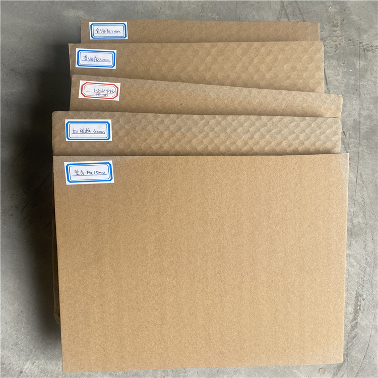 低价供应江门蜂窝牛卡纸板8孔6孔复合蜂窝纸加厚版蜂巢纸板