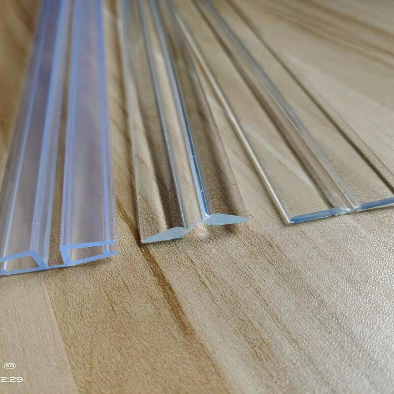 Hatai acrylic long hinge transparent pvc plastic card acrylic soft rubber hinge