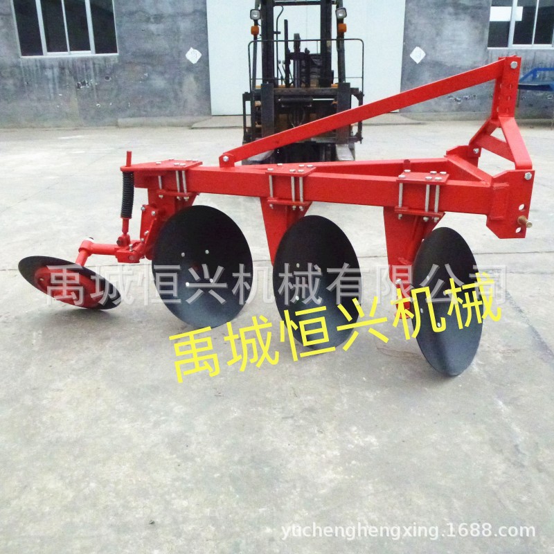 恒兴工厂销售农用四轮车2片耕地圆盘犁 农用机械配件
