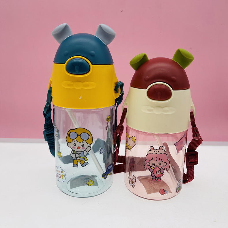 Baijia taza de paja de silicona taza de agua 550ml taza de plástico Correa al aire libre taza de bebida estudiante rebotando conveniente taza de agua