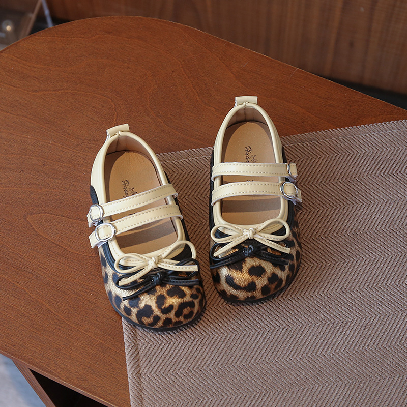 Mädchen-Mary-Janes mit Leopardenmuster – Ballerinas mit weicher Sohle für Kleinkinder bis Schulkinder, elegante Schuhe im koreanischen Stil für Schule und Partys_voghion.com