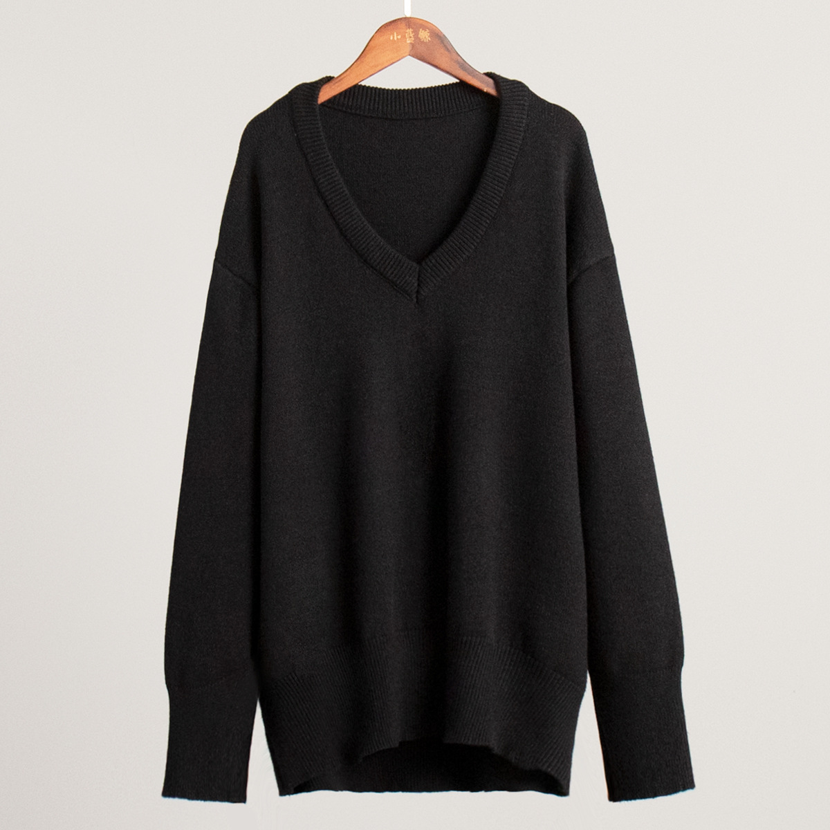 Suéter transfronterizo con cuello en V para mujer 2025 otoño e invierno Suéter de todo fósforo de color sólido europeo y americano Suéter de punto suelto de Amazon image 8