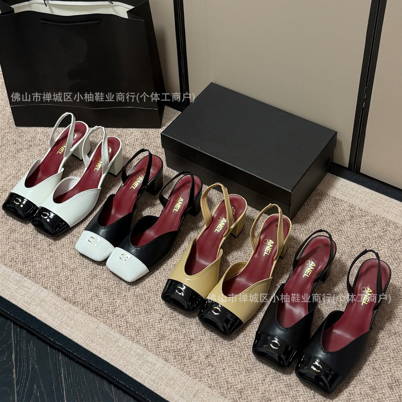 2026 Chanel-style double C square-toed chunky heel high-heeled shoes for women, summer retro closed-toe fashionable versatile sandals and slippers 2026 Chanel-style double C square-toed chunky heel high-heeled shoes for women, summer retro closed-toe fashionable versatile sandals and slippers