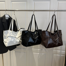 �͹Ű���Ů������2025�¿��＾�ٴ�μ���������к��sͨ�����ذ�