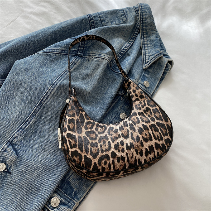 Bolsos para mujer 2025 primavera moda nueva moda moda moda estilo occidental bolso de hombro con estampado de leopardo bolso de axila celebridad de Internet