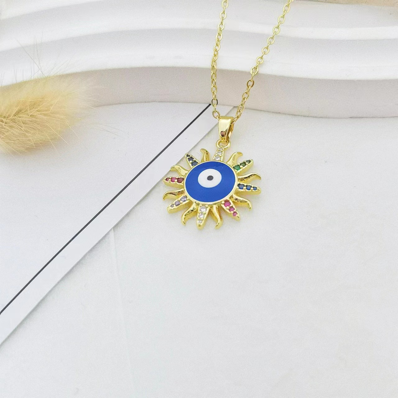 Ig Style Casual Devil's Eye Star Moon Copper Enamel Plating Inlay Pearl Zircon 18k Gold Plated Pendant Necklace display picture 2