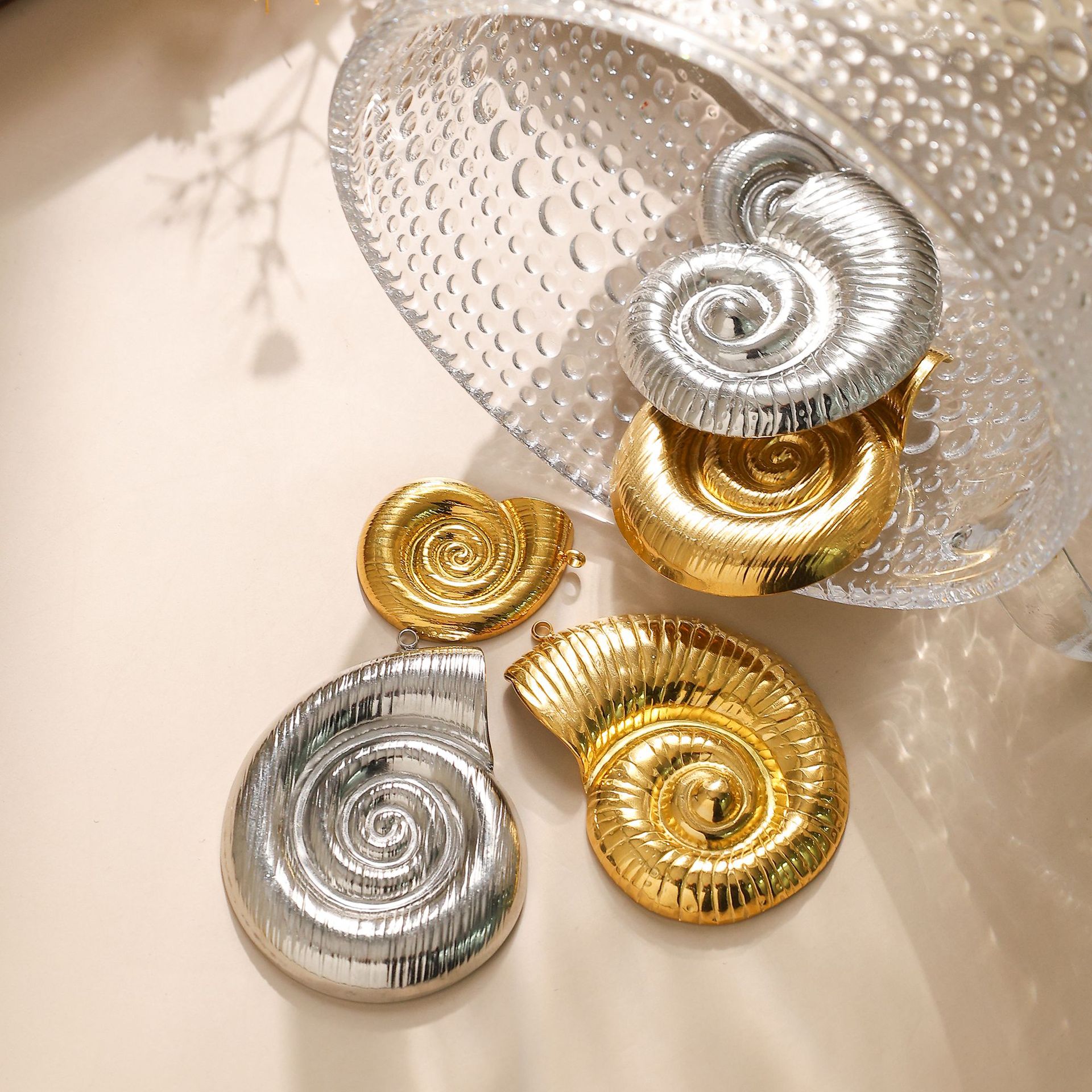 Conch Pattern All Seasons Season 1 Piece 2.4*2.8CM 3.9*5.2cm 304 Stainless Steel Conch Pendant