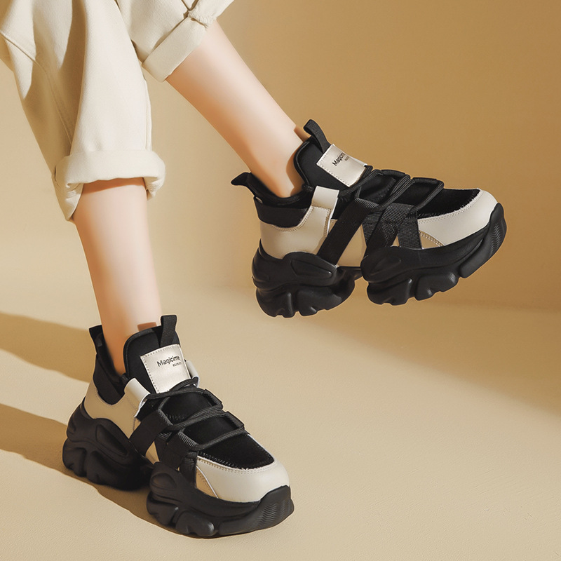 Zapatillas deportivas Augusden negras para mujer, modelo 2026, nuevas con plataforma y suela gruesa para personas pequeñas, estilo panda en blanco y negro.