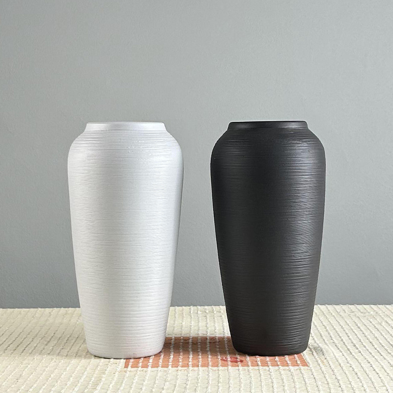 Ceramic Stoneware Vintage Black Pottery Pot Vase Ornaments Black Pottery Living Room Silver Willow Desktop Large Holly Dried Flower Flower Arrange Ceramic Stoneware Vintage Black Pottery Pot Vase Ornaments Black Pottery Living Room Silver Willow Desktop Large Holly Dried Flower Flower Arrange