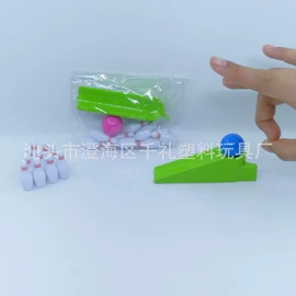 球类;助威道具;拼图、拼板