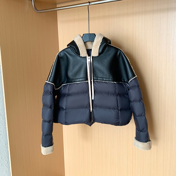 Giacca corta europea in piumino per donna stile corto cuciture colore a contrasto pelle PU leggera lusso alta qualità maglione largo 2024 nuovo inverno_voghion.com