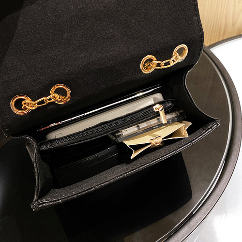 Bags for women  new style masonry tassel leaf tassel embroidery chain small square bag casual shoulder bag foreign trade bag