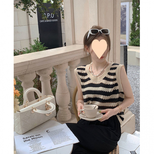 Retro Striped Laced Blouse for Women - Summer Thin Version Backless Top Loose Slimming Outerwear Sleeveless Knit Top Trendy
