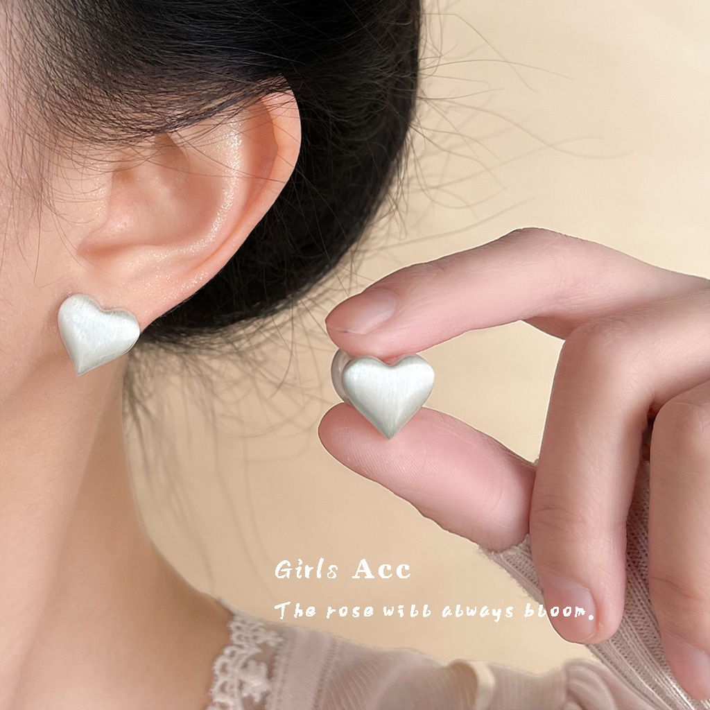 模特_0022_耳语场景新水印 拷贝 21.jpg