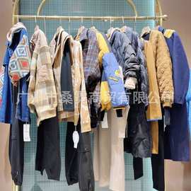 精品大牌女装服装批发女装尾款货工厂直播衣服专柜撤柜羽绒服尾货