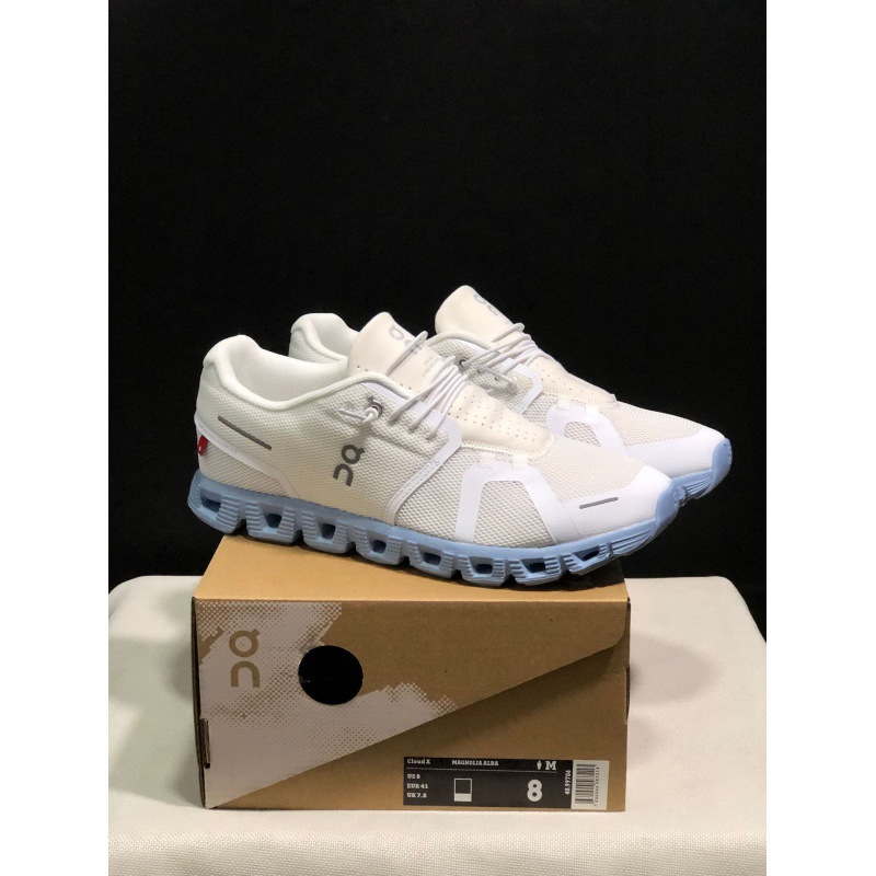 X5 - 순수한 흰색과 파란색 배경