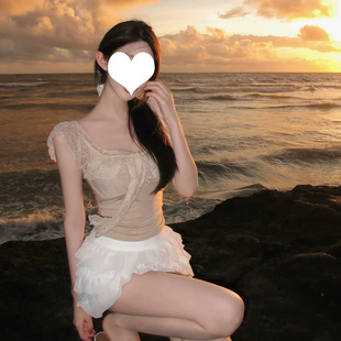 Cher �Ƀ��ٽz���{�ٽz����Ů�ļ������ٽz����������T��