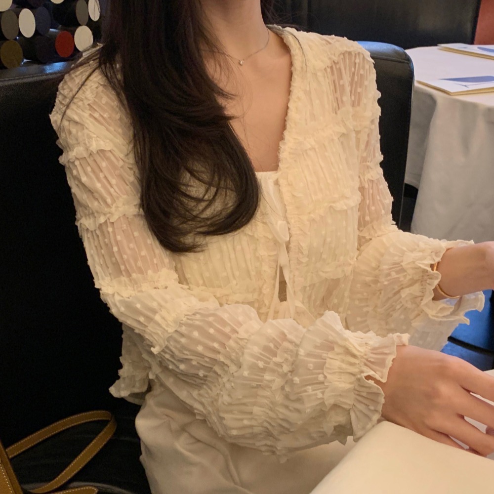 Spring cute lace short shirt with bow