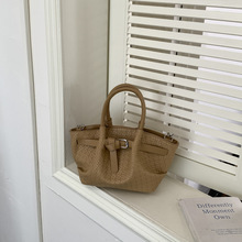 �ļ�����С����Ůʽ2026�¿�r�аٴ�б�����������ˮͰ��С���