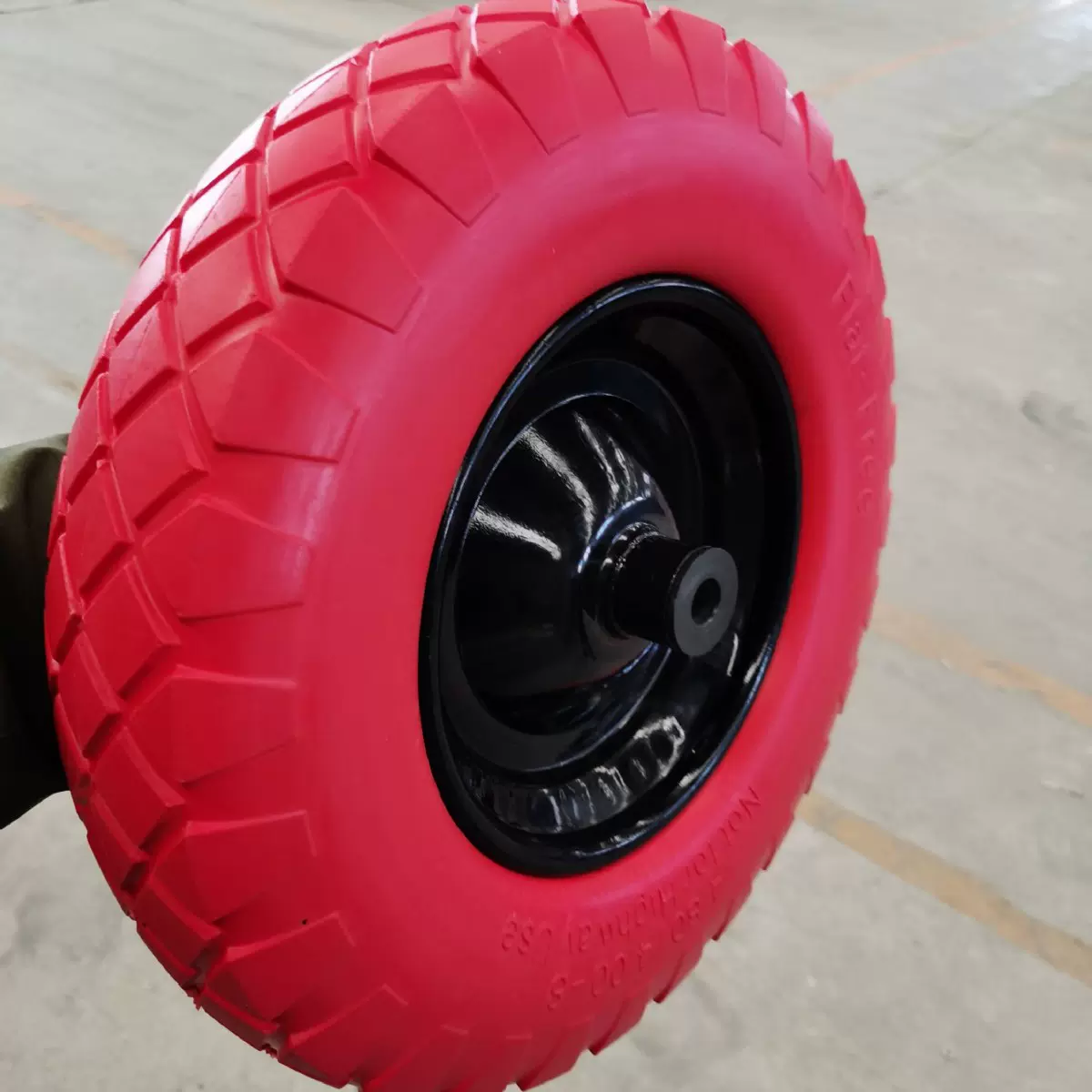 畅销16寸聚氨酯PU发泡轮，4.00-8货仓车手推车工业轮胎FLAT FREE