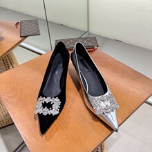 �W��վXJŮЬ26���r��荷��ۺڽ�z�q���yɫţƤ���^�\���и���Ь