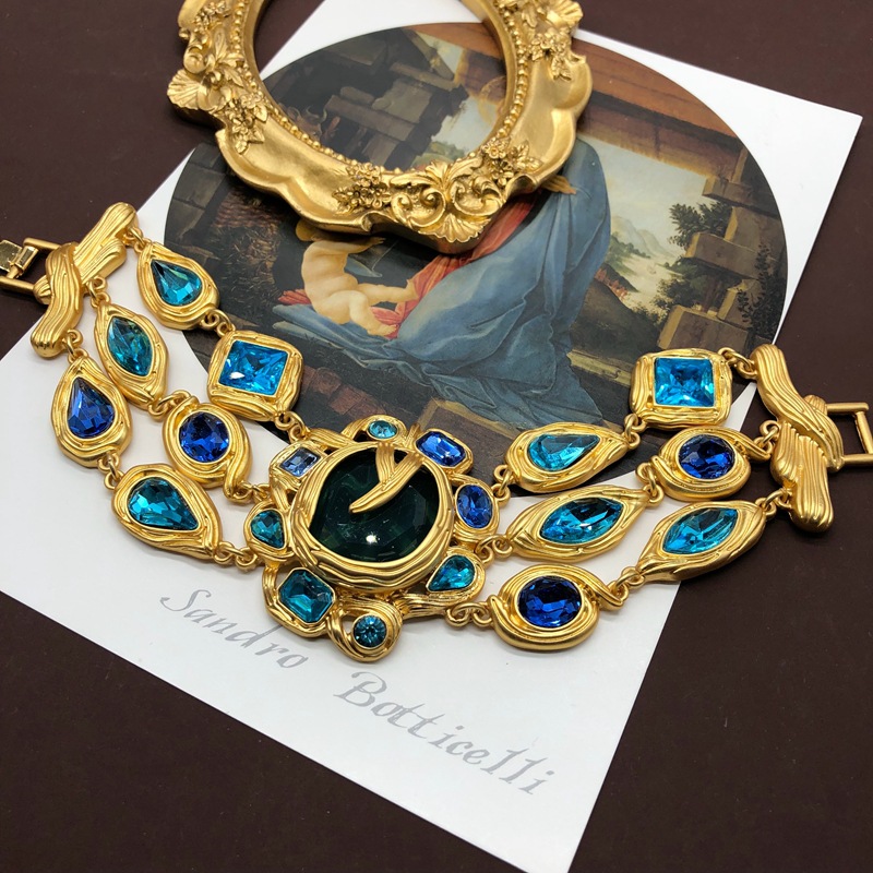 12g Weight Bracelets, Earrings, Necklace Classification Daily Occasion Alloy Material Leaf Pattern Women'S Gender Plating Design Retro Style Retro Leaf Alloy Plating Women's Bracelets Earrings Necklace 无