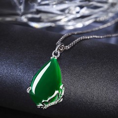 新概念S925銀項鍊女綠玉髓蝴蝶吊墜批發時尚飾品歐美韓版時尚飾品