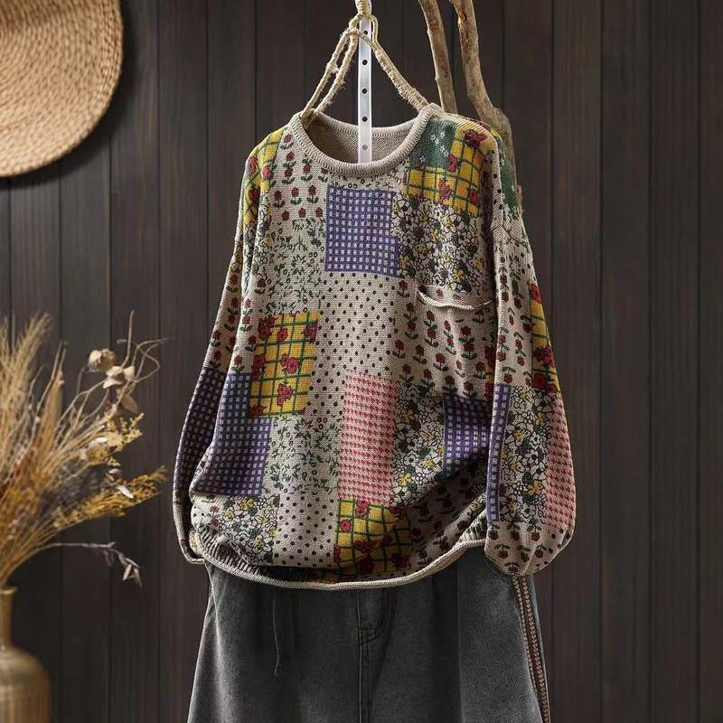 2025 Autumn and Winter Retro Printed Cotton Knitted Pullover Women's Round Neck Loose Large Size Casual Colorful Sweater 2025 Autumn and Winter Retro Printed Cotton Knitted Pullover Women's Round Neck Loose Large Size Casual Colorful Sweater