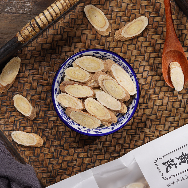 Minxian Astragalus Root Slices 250g Large Cut Huang Qi for Herbal Soups and Daily Decoctions in use
