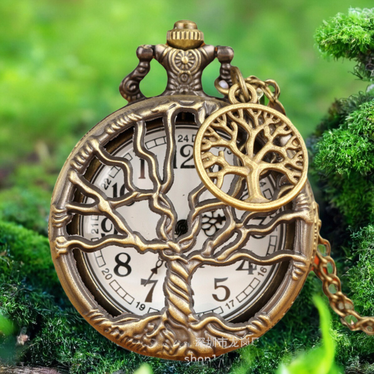 Hot-Selling Pocket Watch Retro Hollow Tree of Life with Accessories Flip Quartz Pocket Watch in Stock Nostalgic Exquisite Vintage