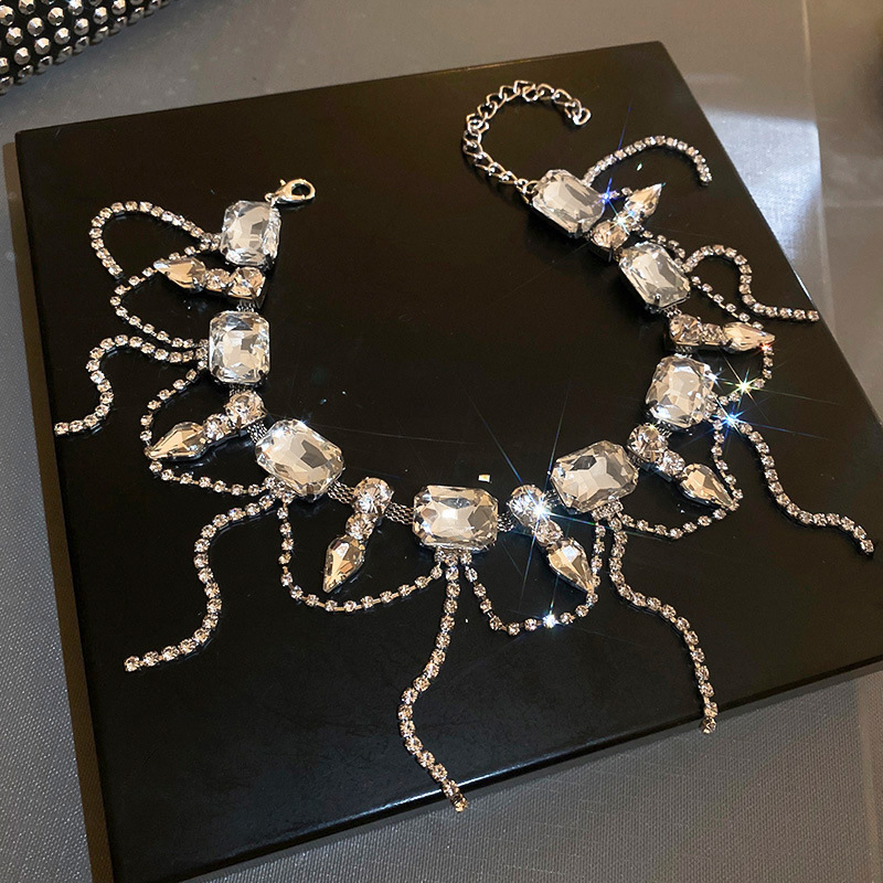 Rhinestone Tassel Necklace 4