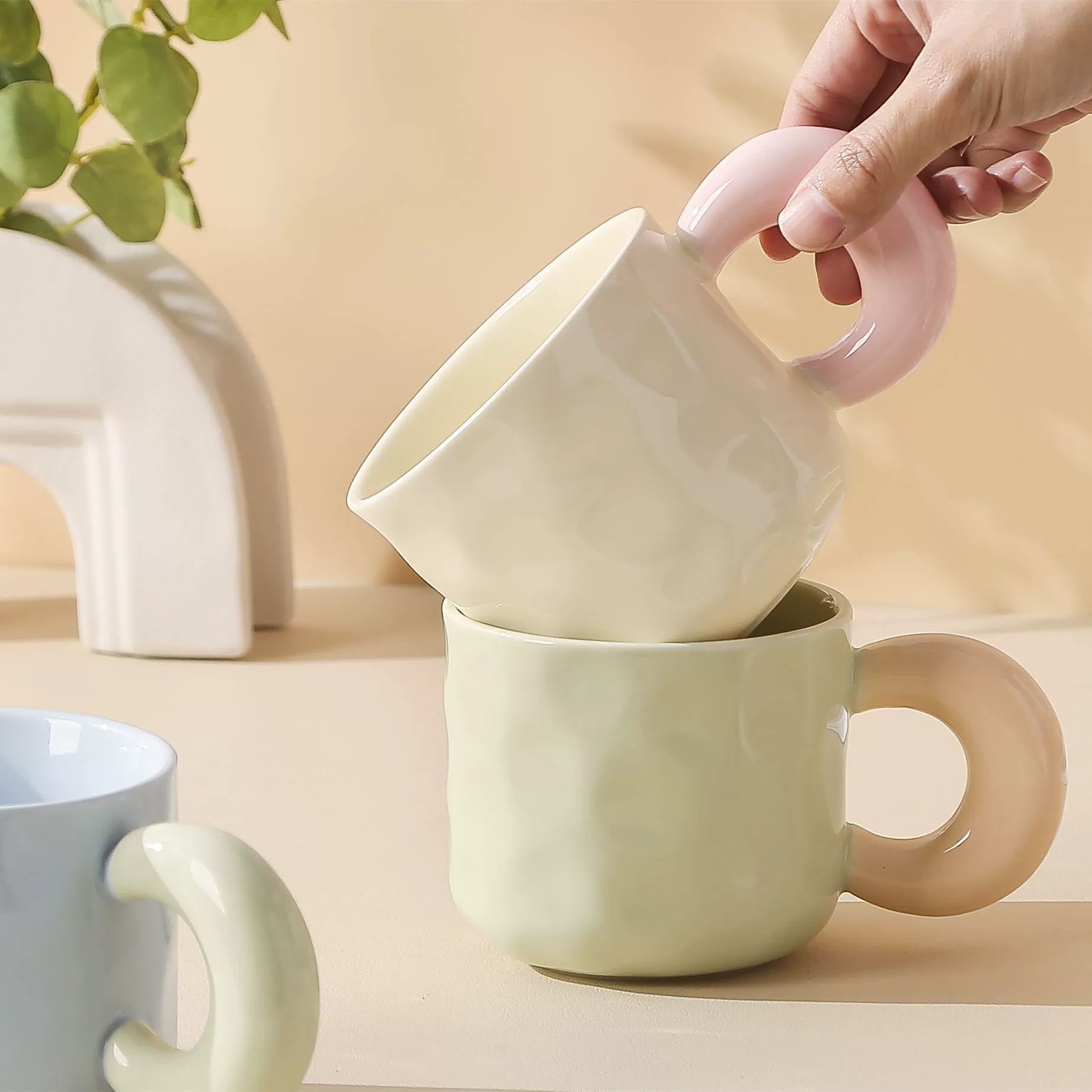 Contrasting Ring-Handle Ceramic Mug, 301–400 ml, Textured Pastel Colors