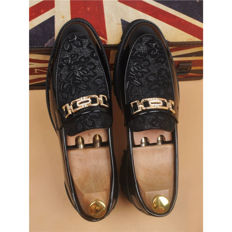 Простая мужская кожаная обувь с толстым дном для бизнеса