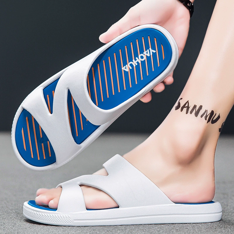 Мужские летние шлепанцы для уличной одежды, пляжные повседневные сандалии, мужские нескользящие тапочки на мягкой подошве для домашнего купания.