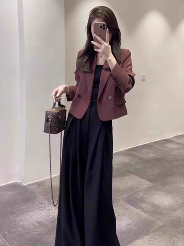 法式轻熟干练气质套装女秋季新款短西装外套小西服又a又飒两件套|undefined