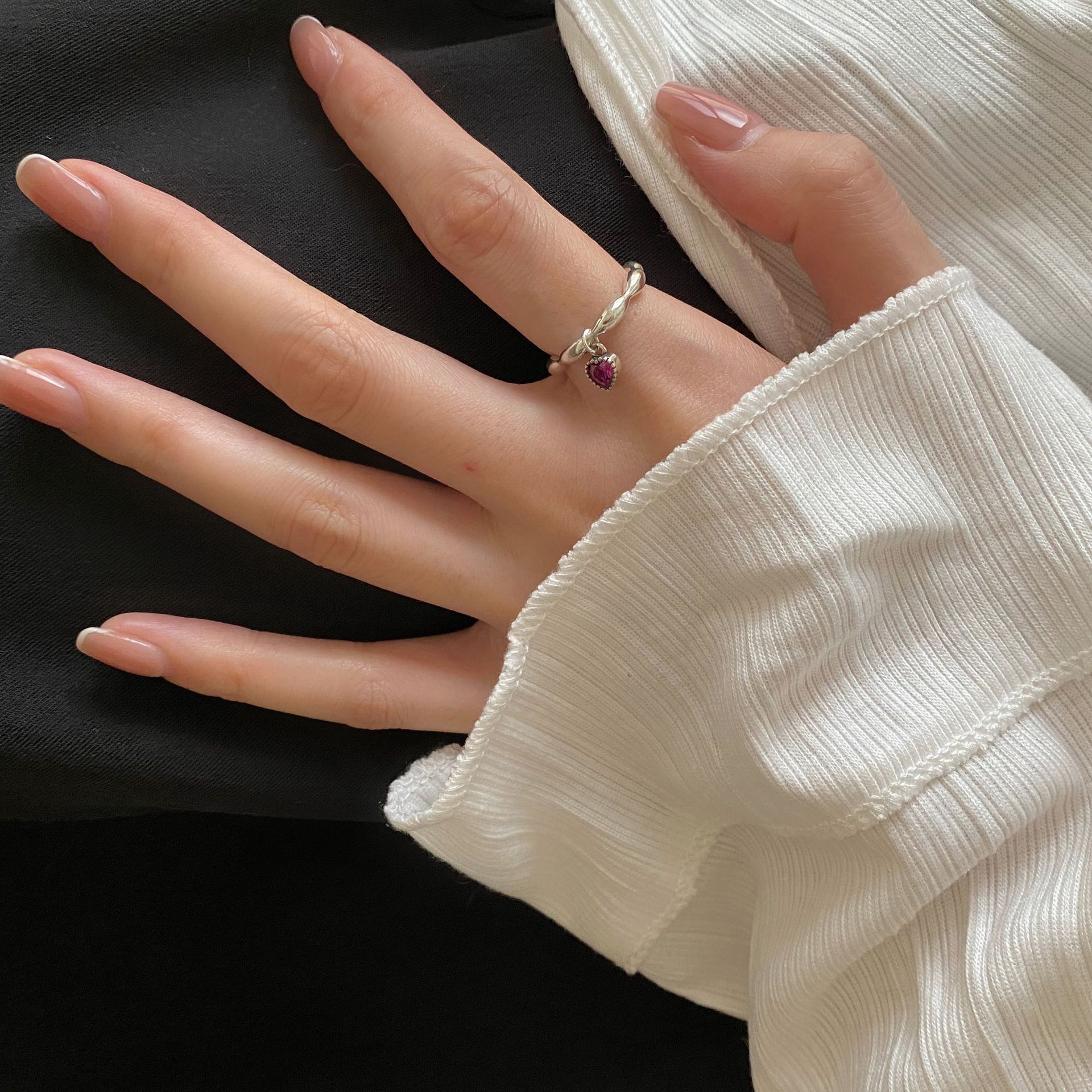 49930695-B946-443F-8189-DCB202