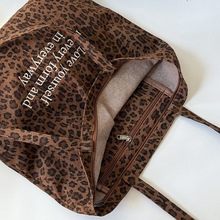 С����ĸ�������y�����ذ��߼��д�����Ҹ�°��ﶬ���ɐ�ͨ�ڰ�