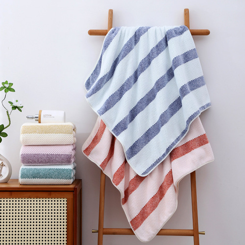 Coral velvet towel and bath towel gift set, two-piece set of towels, thickened and absorbent adult beach towels wholesale