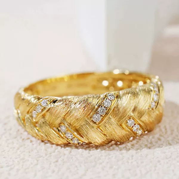 New Vietnamese gold zircon luxury ring high-level sense temperament design sense niche 2024 unique trend jewelry