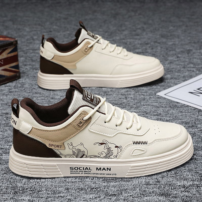 Zapatos de hombre 2024 nuevos zapatos blancos de verano de moda coreana zapatos de skate juveniles zapatos deportivos casuales de moda hombres