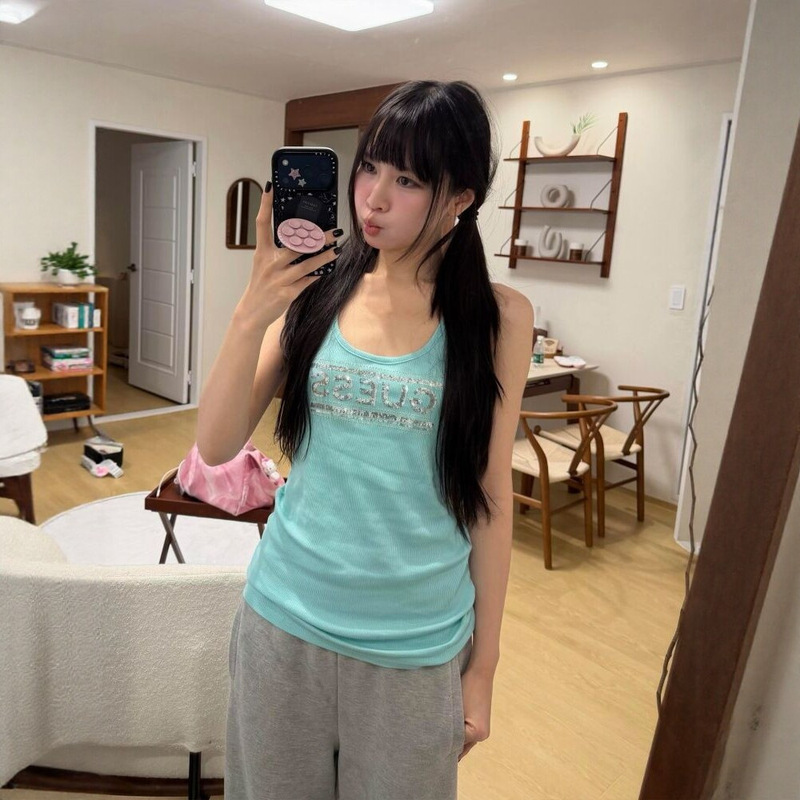 【260G Rayon Modal】American High Street Style Letter Sequin Tank Top for Women, Summer Slim-Fit Hot Girl Camisole 【260G Rayon Modal】American High Street Style Letter Sequin Tank Top for Women, Summer Slim-Fit Hot Girl Camisole