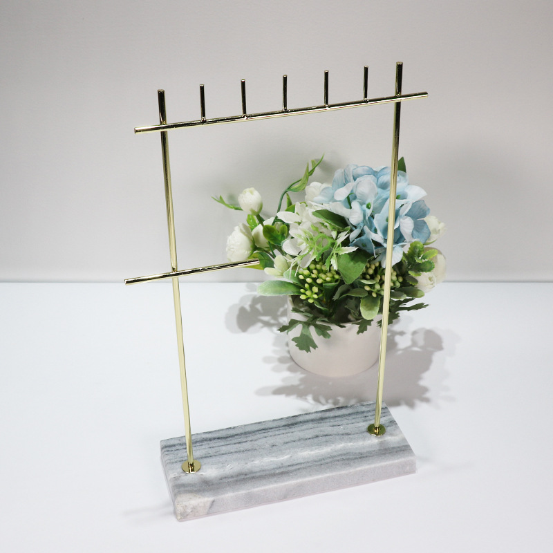 ����ֱ������ʯ��ָչʾ����׶�������鱦��ָ���м���Ʒ���յ���